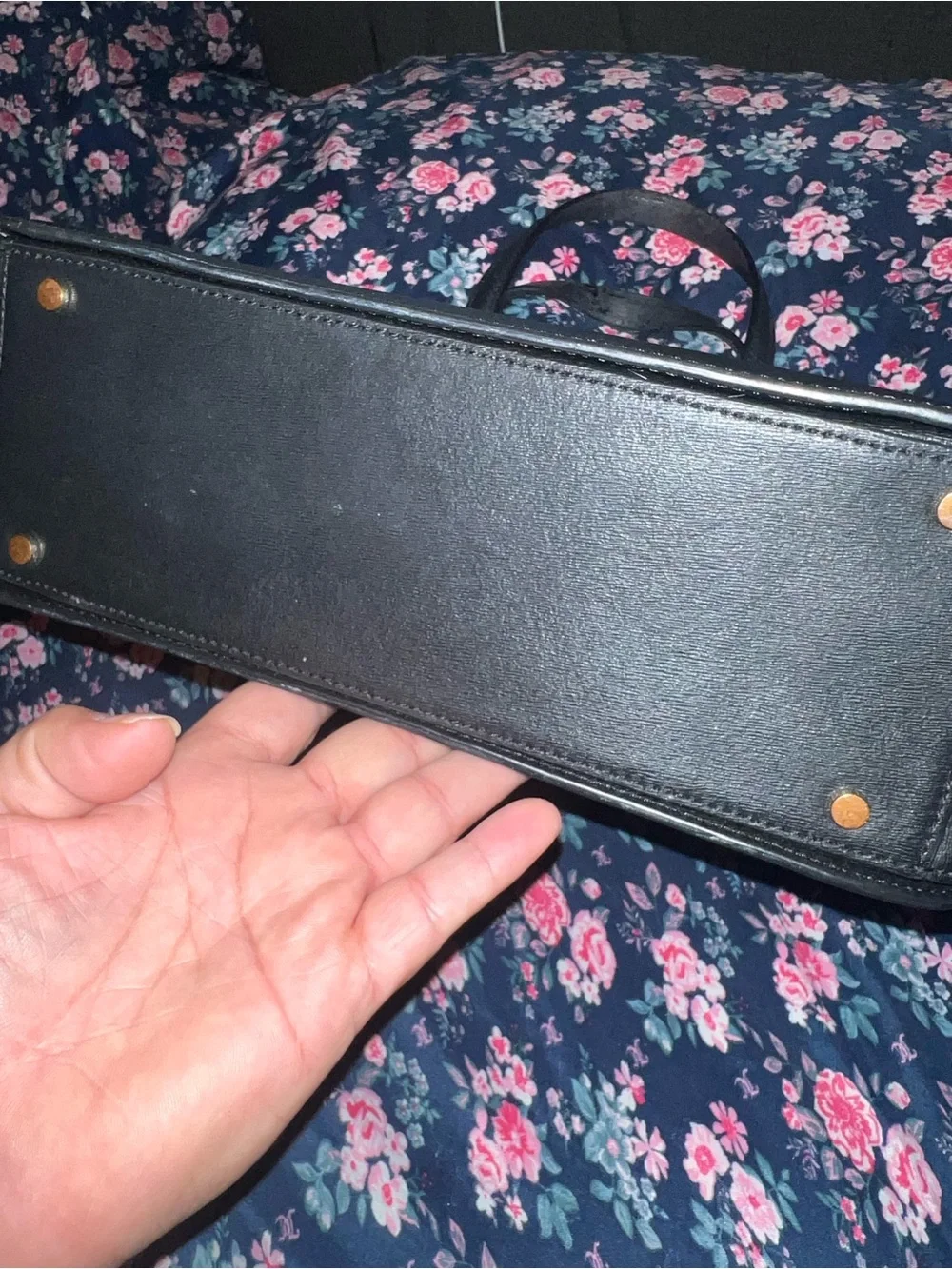 Kate spade satchel (read description)